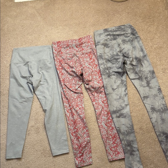 FLEO Leggings Bundle - Picture 2 of 6